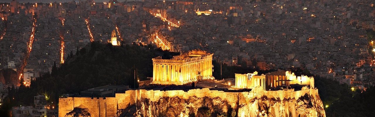 Athens Night Sightseeing Tour With Greek Dinner Show - Tour Look