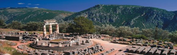 3 Days Classical Motor Coach Tour In Greece