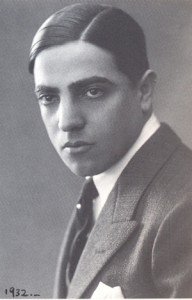 Onassis 1932 athens tours greece