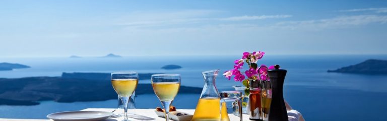Memorable 4-hour Santorini shore trip to Fira, villages and wine tasting