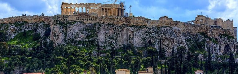 The Acropolis and Plaka in 4 H self tour