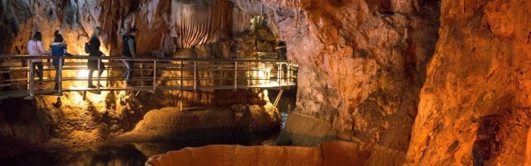 Stunning Corinth, Kalavrita, Cave of Lakes & the Rack Railway 10-h tour