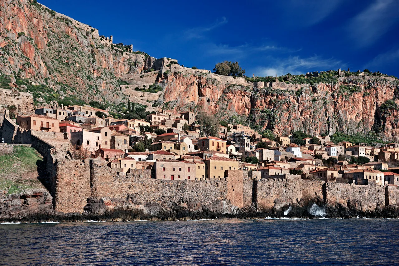 Charming 4-day private tour to Nafplion, Sparta, Monemvasia