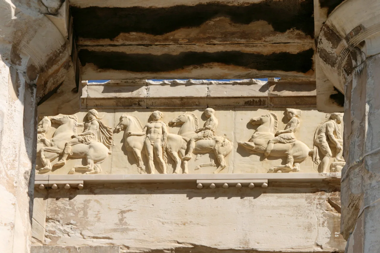 Parthenon, Athens' Crown Jewel 6 parthenon frieze, men on horses
